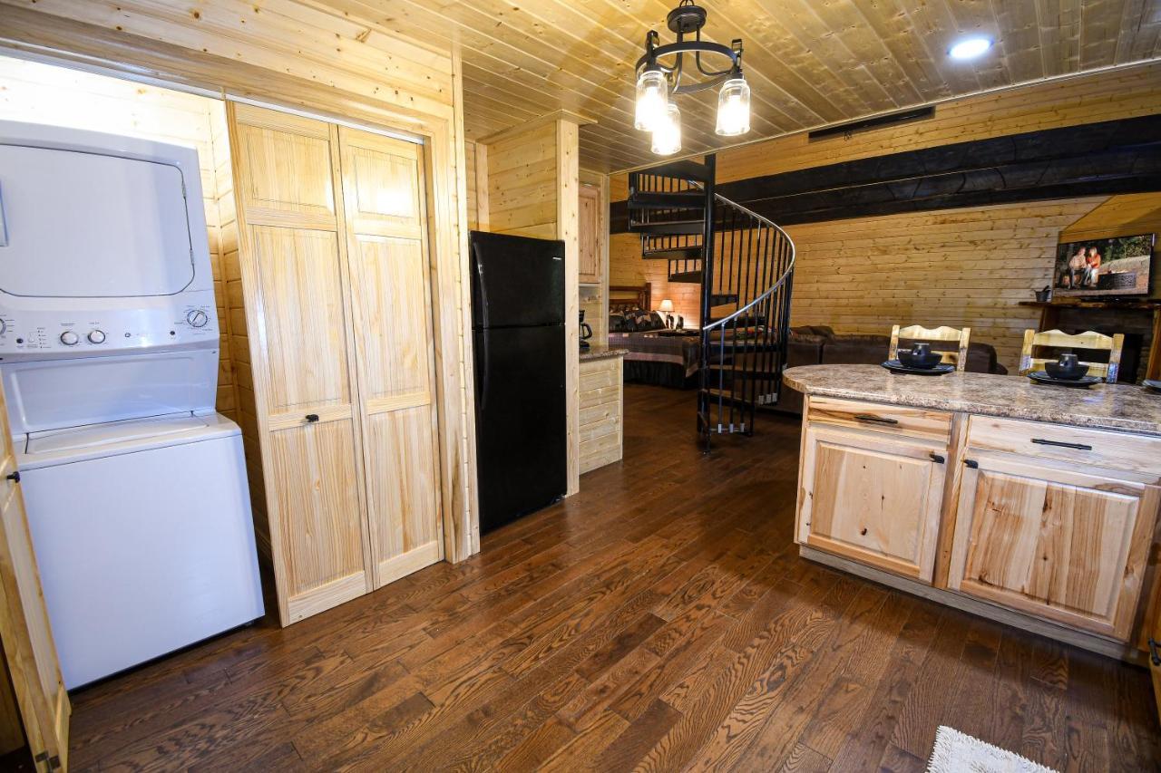 Willa Gatlinburg - Honeymoon Hideaway Zewnętrze zdjęcie